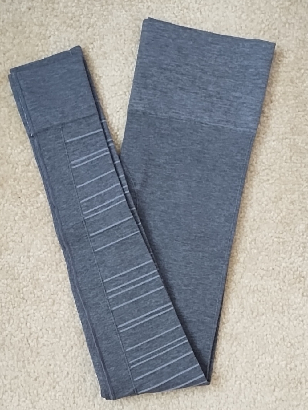 BLANQI SportSupport Hipster Cuffed Leggings Charcoal Gray Size Small Workout Gym